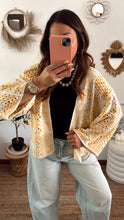 Charger l'image dans la galerie, Gilet CROCHET jaune