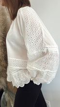 Charger l'image dans la galerie, Blouse JULIETTE
