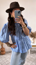 Charger l&#39;image dans la galerie, Blouse JODIE bleue
