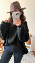 Charger l&#39;image dans la galerie, Pull COZY noir